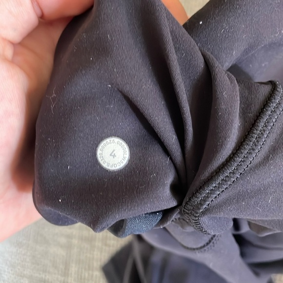 LIKE NEW LULULEMON Invigorate High-Rise Leggings! - Picture 10 of 10